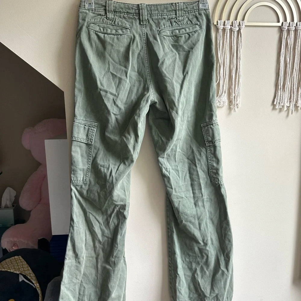 Aeropostale Olive Low Rise Utility Cargo Flare Pants - Picture 6 of 6